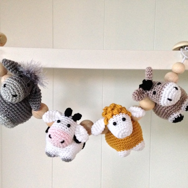 Crochet pattern Stroller Chain Farm Animals