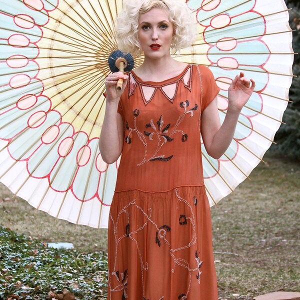 1920's Dress / Vintage 20s Dress / Flapper Dress / Art Deco Dress / Beaded Dress / size Medium