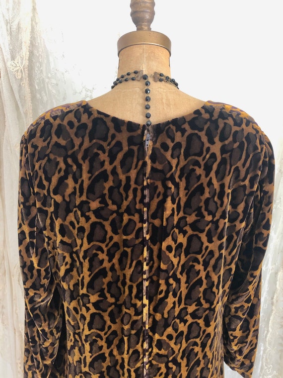 Vintage ARNOLD SCAASI Dress / Leopard Print / Vel… - image 5