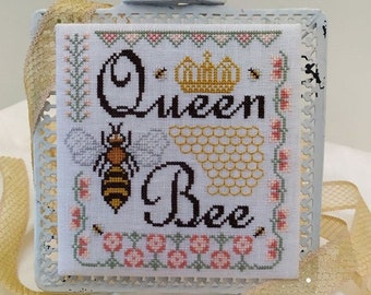 Queen Bee Cross Stitch Chart, Téléchargement instantané, Bee Cross Stitch Sampler, Cross Stitch Decor, PDF, Cross Stitch Crown, Bee ruche