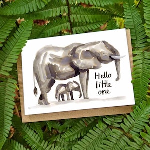 Hola pequeño: tarjeta de elefante recién nacido