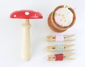 Darning mushroom (Red, Large) wooden mending tool