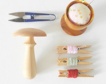 Darning mushroom (Natural Small) wooden mending tool