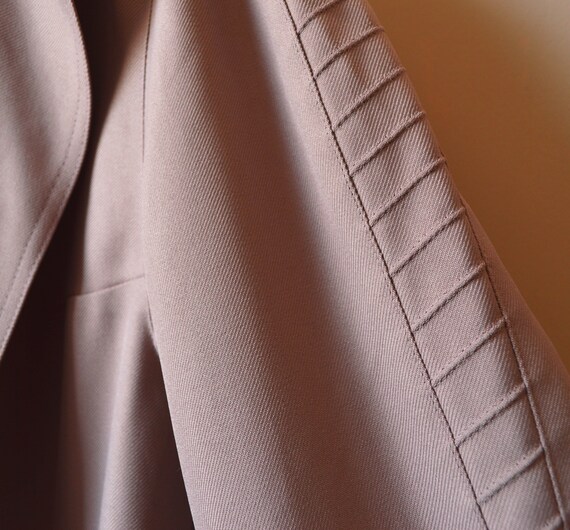 80s pastel pink beige trench coat / vintage mauve… - image 5