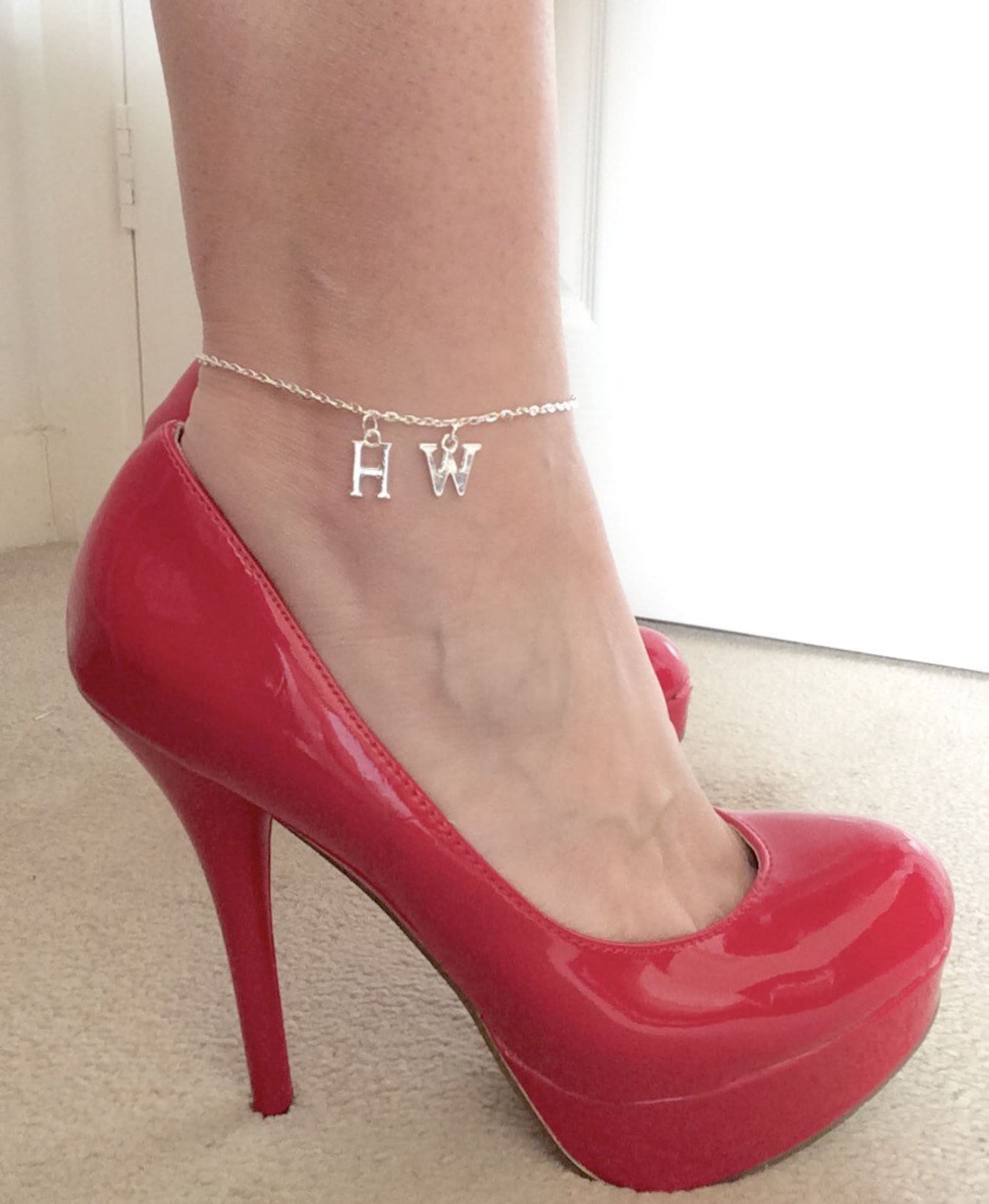 Find The Perfect Gift: Nordic Hotwife Edition - zy8xkdj