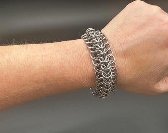 Stainless Steel Dragon Back Bracelet