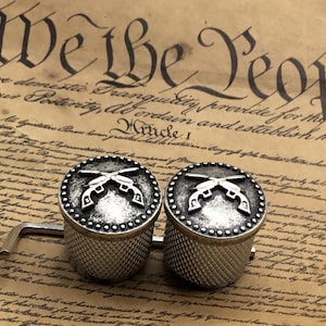 Guitar Knob cross pistols . Read full description.