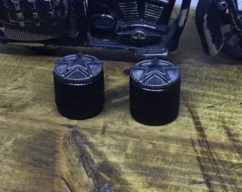 Silver toned double star guitar knobs. Please read full description.