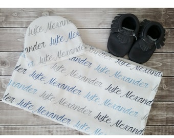 Personalized swaddle blanket // baby personalized name swaddle // newborn hospital gift // baby shower gift