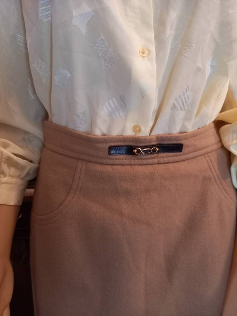 Primrose yellow 80s blouse