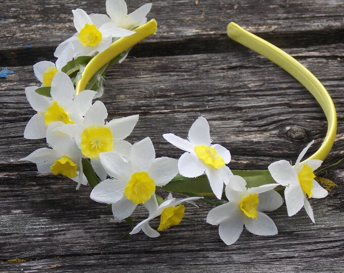 Yellow and White Daffodil Crown With Green Leaves, Spring Daffodil