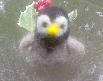 Needle Felted Penguin Chick, Felted Wool Penguin Chick, Tiny Penguin Chick, Felted Birds, Holiday Gift, Stocking Stuffer