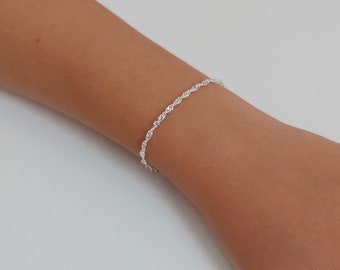 Singapore Bracelet • Solid Sterling Silver • Twisted Bracelet • Layering Bracelet • Chain Bracelet • Silver Bracelet • Gift for her