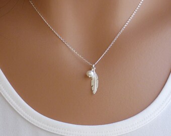 Feather and Pearl Necklace • 925 Sterling Silver • Dainty Necklace • Feather Jewelry • Gifts For her