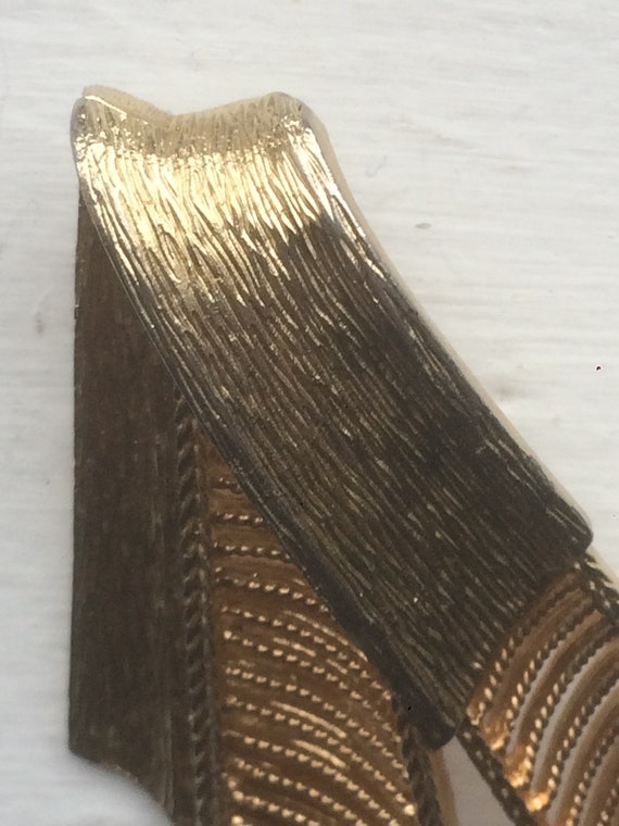 Modernist Brooch, Mid Century Pin, Gold Tone  Str… - image 7