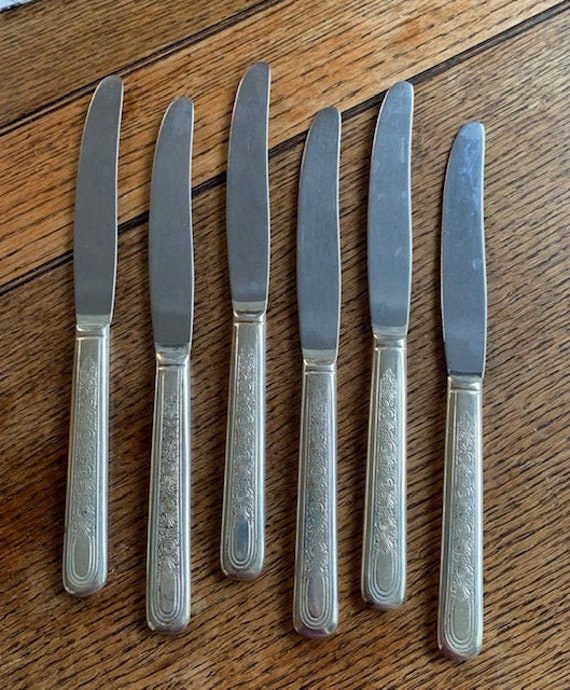 Vintage Wallace Fortune Rose Silverplate Knives With Stainless Blades - Wallace Stainless Flatware Vintage Vintage Wallace Fortune Rose Silverplate Knives With Stainless Blades - Wallace Stainless Flatware Vintage