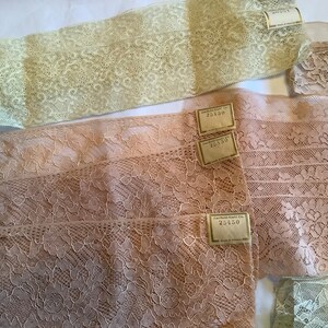 Assortment of 20 vintage French lace salesman samples pieces Lot 7007 image 2