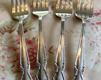 Details about / 4 Rogers /& Bro 1952 Daybreak Elegant Lady Silverplate Flatware Dinner Knives