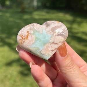 Green Flower Agate Heart Palm