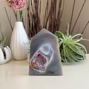Amethyst Druzy Achat Turm / Druzy Achat Tower Point