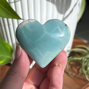 Green Flower Agate Heart Palm