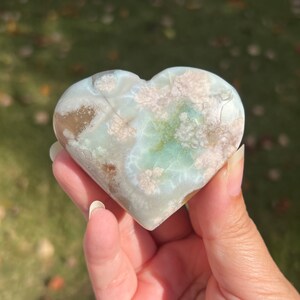 Green Flower Agate Heart Palm