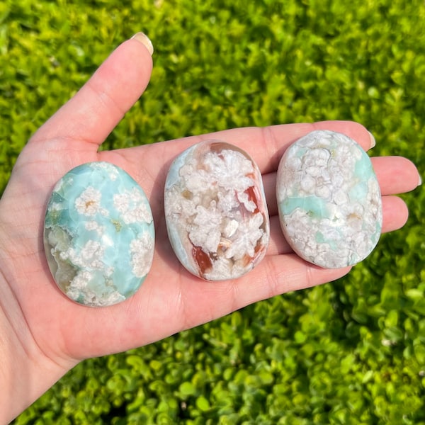 You Choose / Green Flower Agate Palm Stone