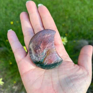 Ocean Jasper Moon Carving / Madagascar