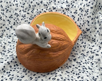Vintage Charm: Ceramic Walnut Bowl with Squirrel Lid / Beautifully colored finish / A Piece of the Past!
