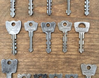 Vintage Master Lock - Etsy