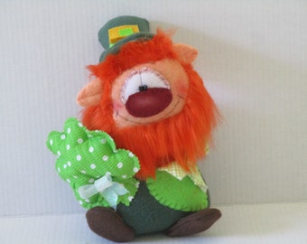Leprechaun Plushie: St. Patrick's Day Irish Doll with Shamrock