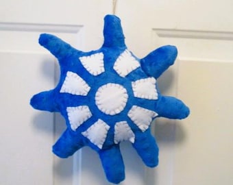 Fleece Ships Wheel Wall Hanging: Nautical Nursery Decor