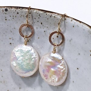 Rainbow White Gold Pearl Coin Earring
