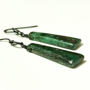 Green Kyanite Oxidized Silver Earring