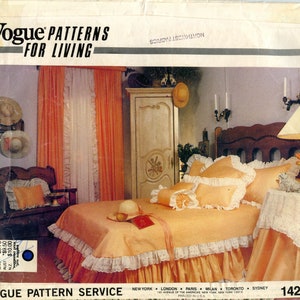 Vintage Vogue Patterns for Living 1422 Bedding, Pillows, Shams, Curtains, Table Cover, Bed Skirt  1970&#39;s Cut and Complete