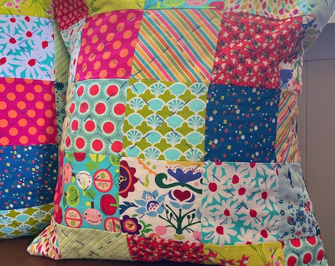 Hand quilted patchwork pillow sham / Patchwork Pop pattern