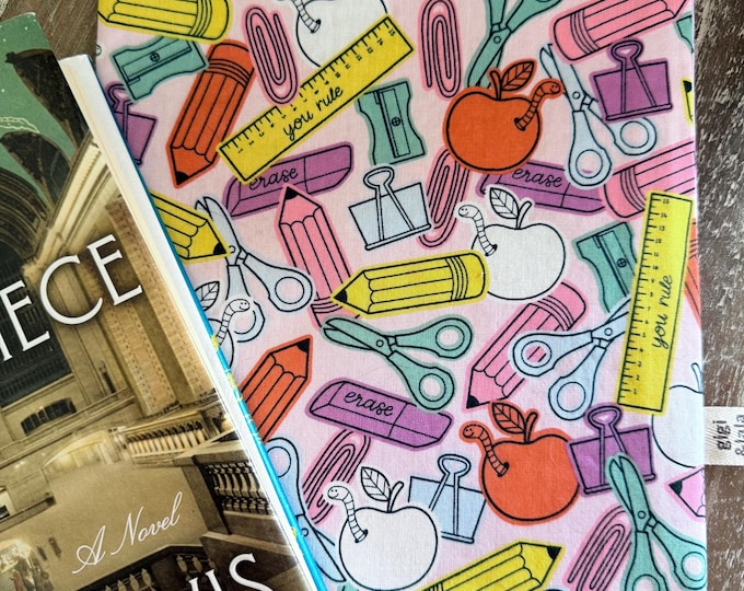 Handmade Padded Book Sleeve: Teachers Rule! Print Book Cozy