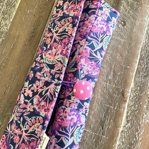 Hot hair iron travel pouch: curling iron, flat iron, insulated bag Midnight Vineyard print image 3