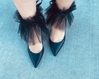 Shimmy anklets | tulle anklet | ankle accessory | bride | gift | bachelorette party | cocktail party | black tulle