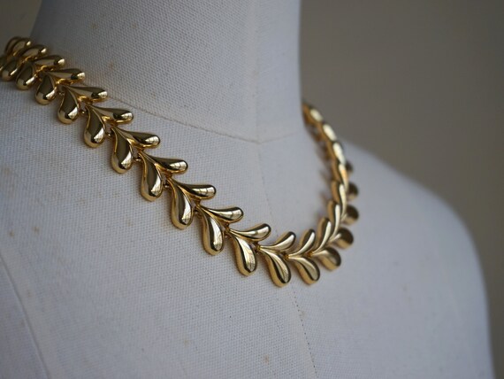 80s Gold Necklace - Vintage Gold Link Necklace - … - image 5