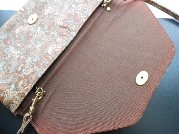 60s vintage bag - brown paisley vinyl clutch viny… - image 7