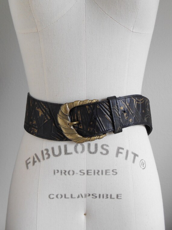 Black vintage belt 90s vintage belt Waisted genuine leather belt Gold buckle belt 80s black belt