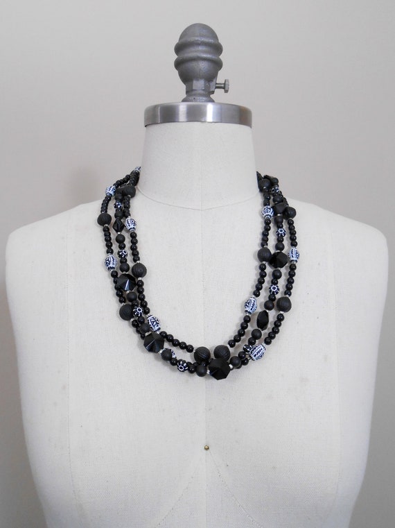 80s vintage necklace - black white beaded necklac… - image 3