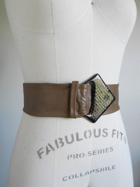 80s vintage belt - tan leather belt snakeskin SM … - image 1