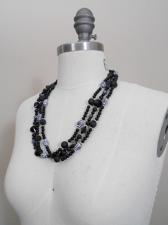 80s vintage necklace - black white beaded necklac… - image 4