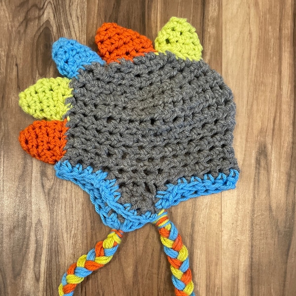 Kids Dinosaur Hat. Toddler Dinosaur Hat. Infant Dinosaur Hat. Crochet Dino hat with spikes.