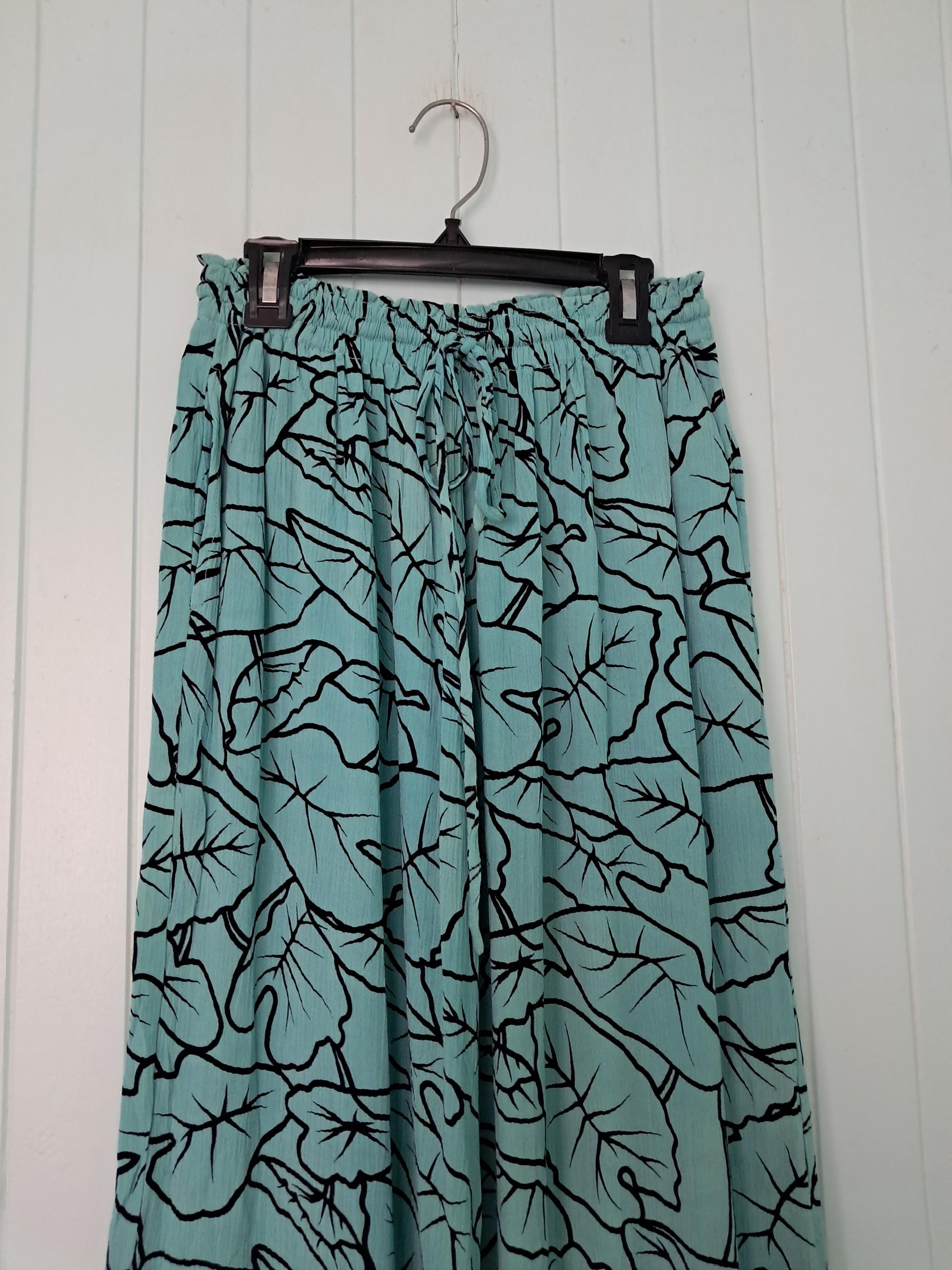 NEW THIS WEEK: This gorgeous vintage Mamo Howell Muumuu and many  Vintage Mamo Howell skirt main image 2