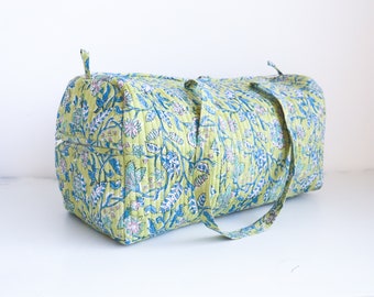 Boho Weekender bag - Weekender bag women - Floral overnight bag - quilted bag - Beach bag with zipper - Duffel bag - Boho duffel bag - Green