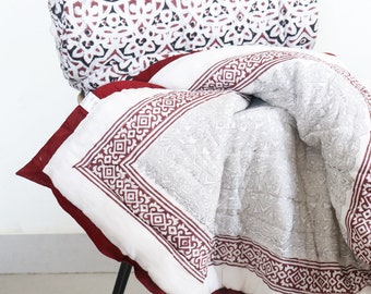 Block print quilt - Twin quilt for sale - Modern Bedspread - lightweight comforter - Kantha Quilt - Geometric print bedspread - Black quilt