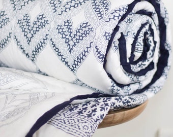 Queen quilt/Nautical quilt/Indian bedspread/Block print fabric/Navy/Modern quilt/Couvre-lit/Blue blanket/Coverlet/Queen blanket/matelasse